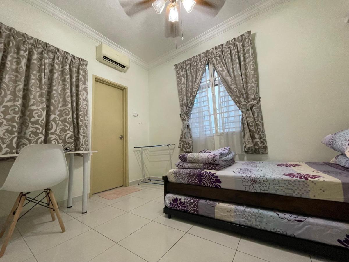 3R D'Latania Senawang Hotel Seremban Kültér fotó