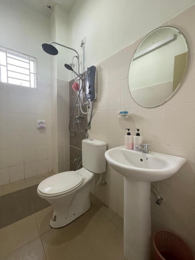 3R D'Latania Senawang Hotel Seremban Kültér fotó